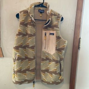 Patagonia Sherpa vest